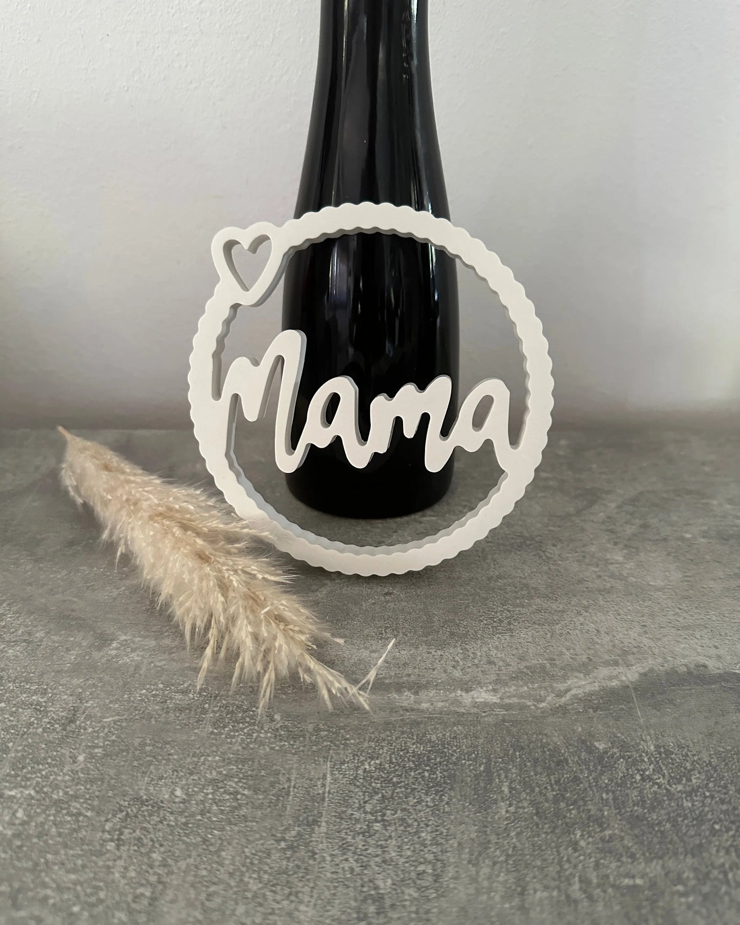 Mama Deko-Schild aus Raysin – Handgemacht mit Herz Craftskram