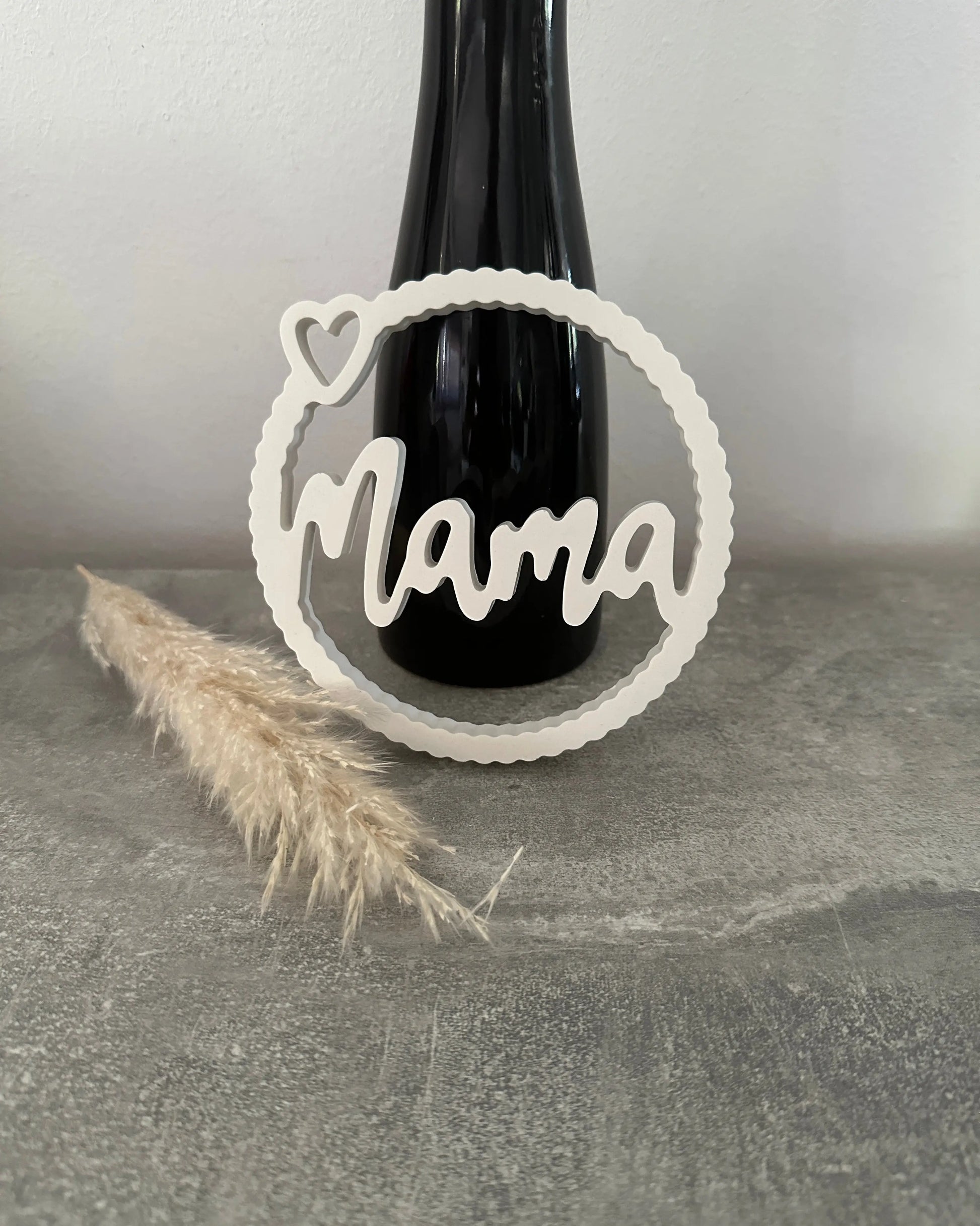 Mama Deko-Schild aus Raysin – Handgemacht mit Herz Craftskram